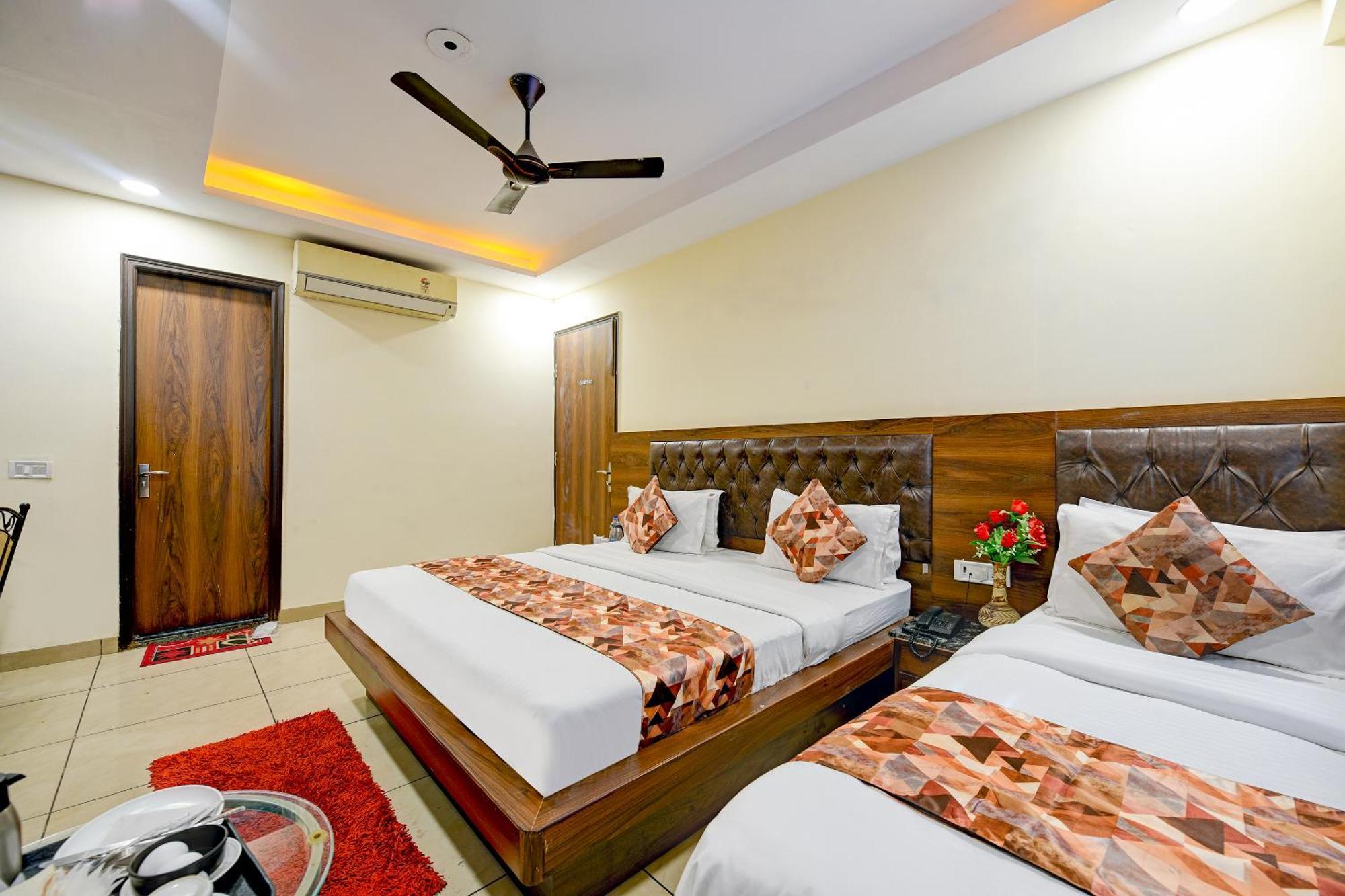 Hotel Le Grand - Walk-In From Rk Ashram Metro Station Neu-Delhi Exterior foto