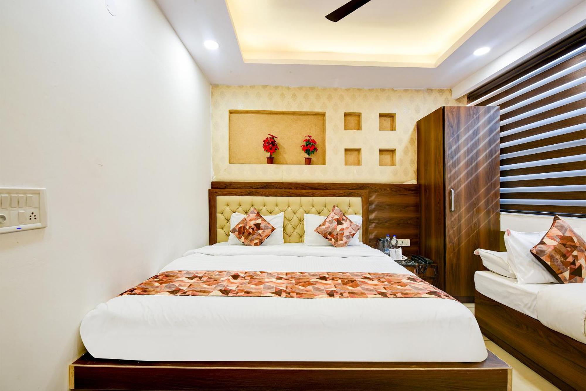 Hotel Le Grand - Walk-In From Rk Ashram Metro Station Neu-Delhi Exterior foto