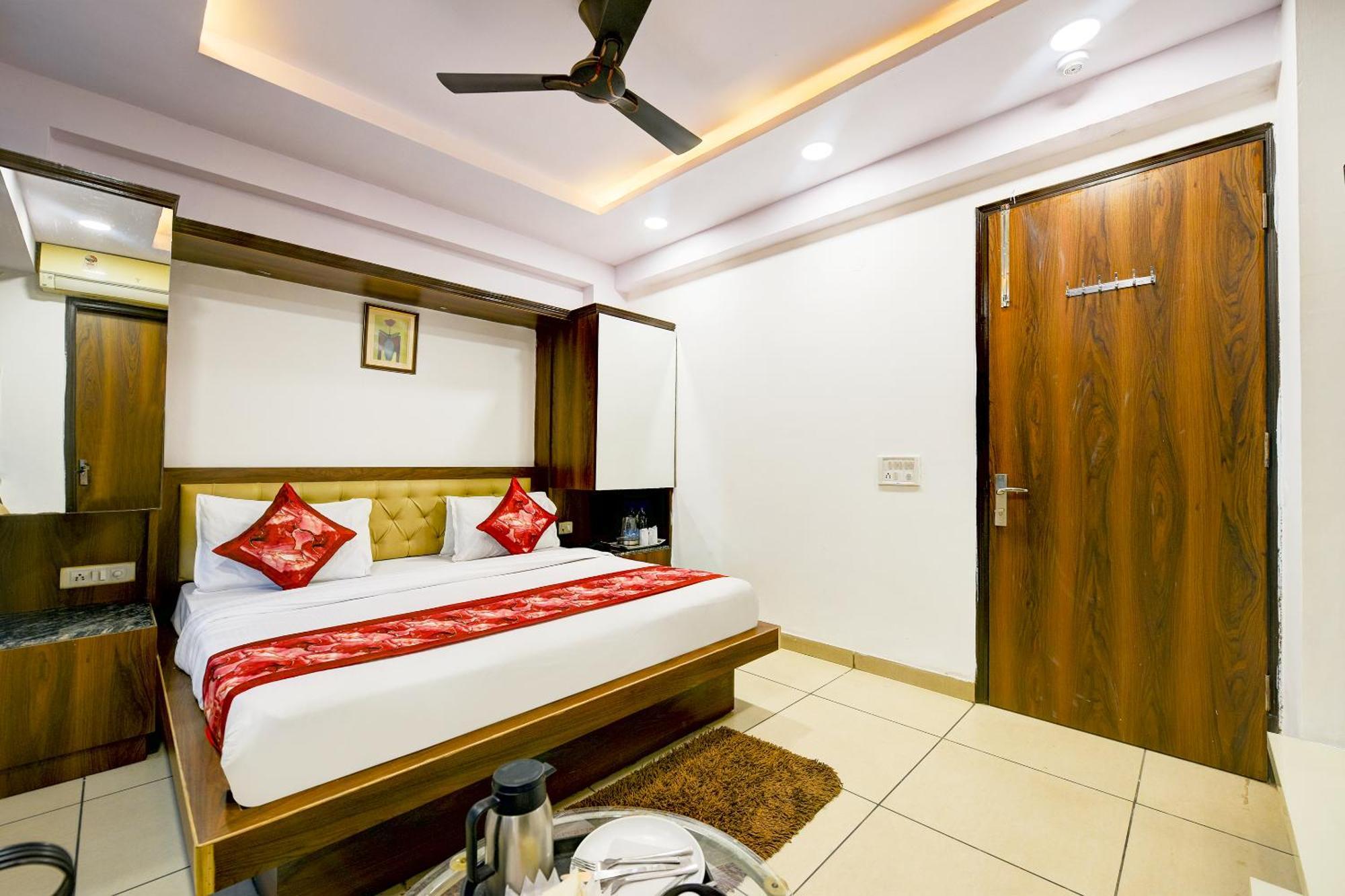Hotel Le Grand - Walk-In From Rk Ashram Metro Station Neu-Delhi Exterior foto
