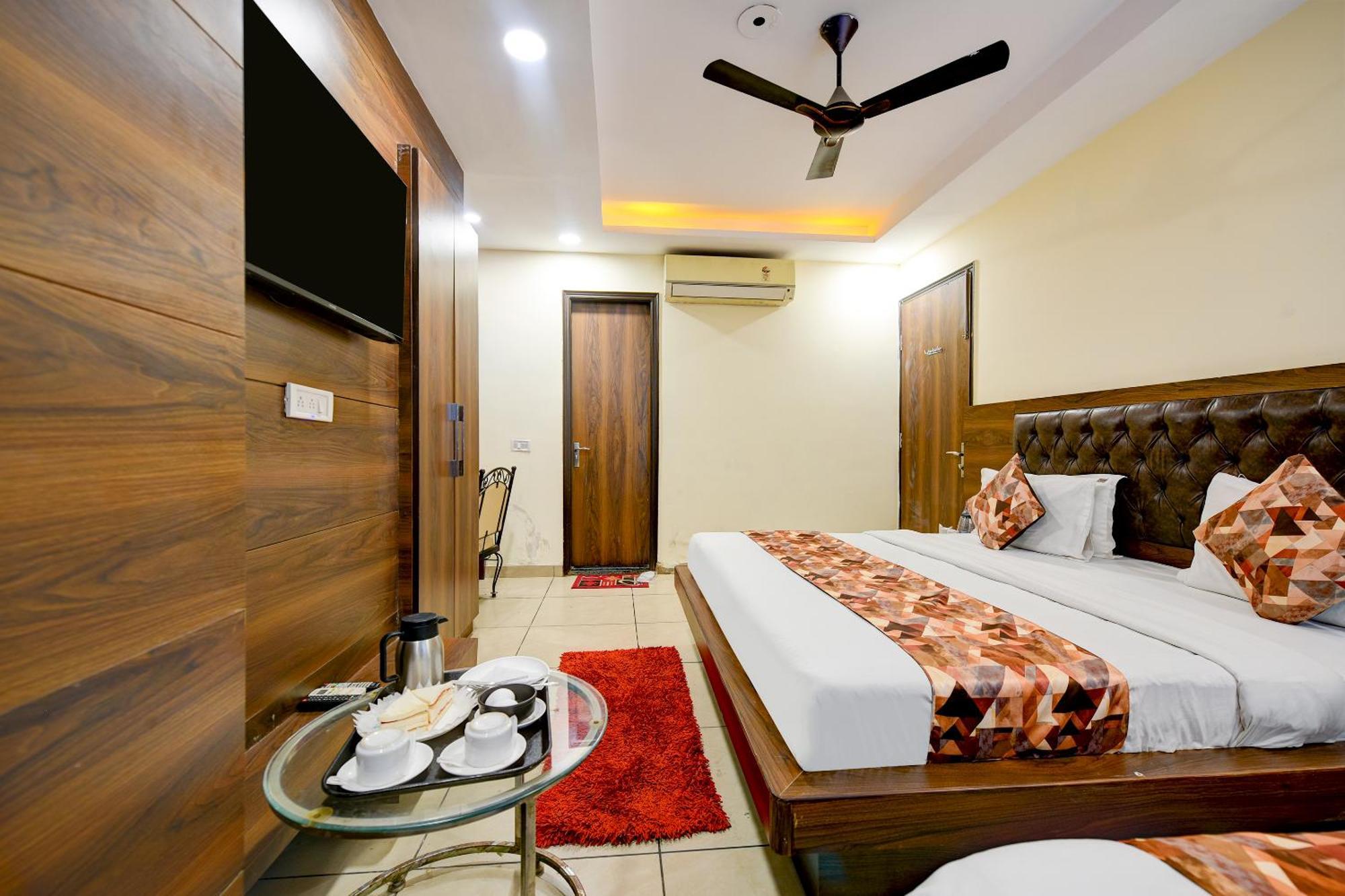 Hotel Le Grand - Walk-In From Rk Ashram Metro Station Neu-Delhi Exterior foto